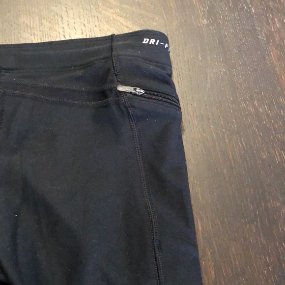 Nike dry fit full length size small black leggings - Picture 4 of 7